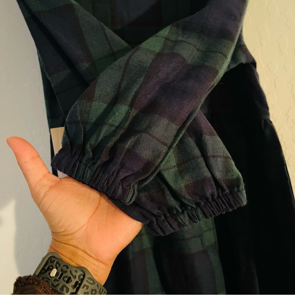 Girls Old Navy Dress in Navy and Green Plaid - Picture 4 of 5